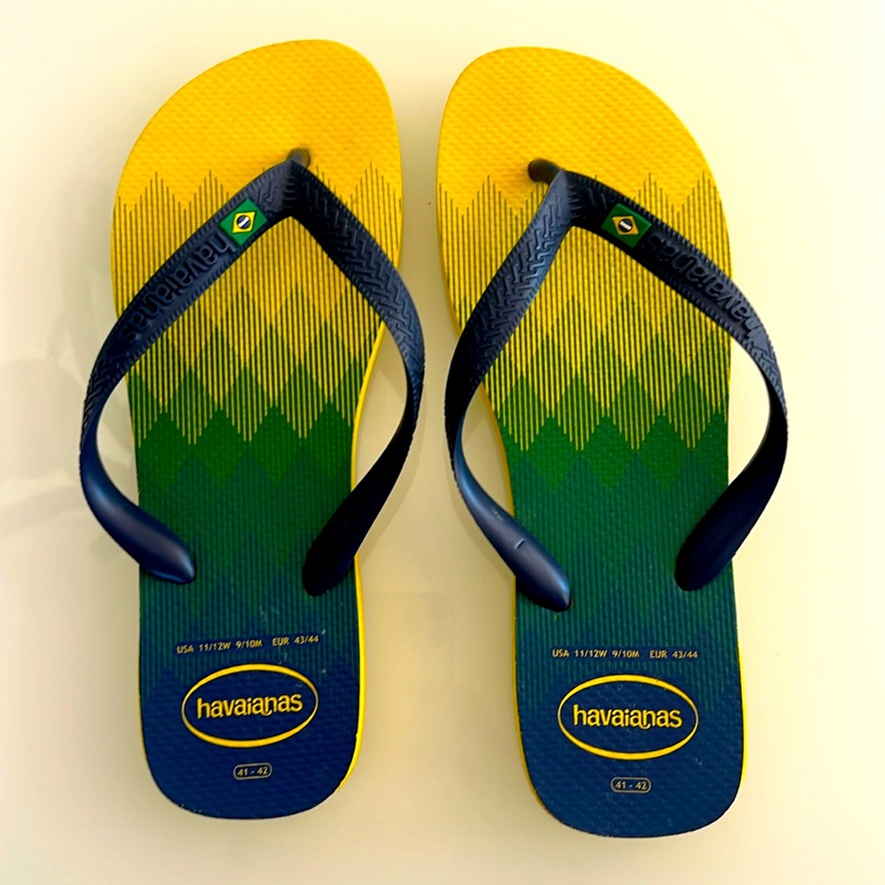 Havainanas men’s sandals size 9-10 euro 43-44 Like New
